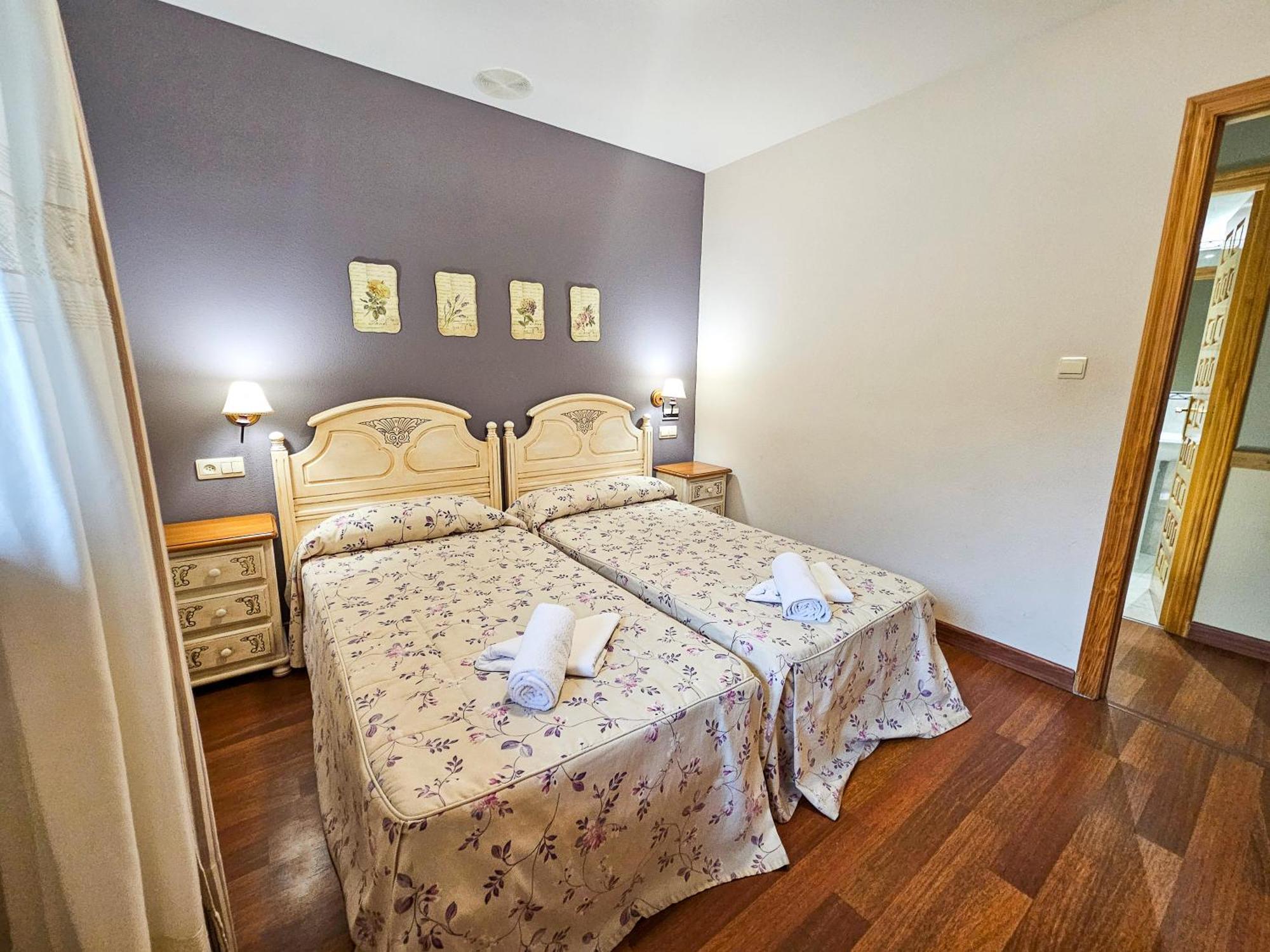 Apartamentos Gavin Biescas 3000 Zewnętrze zdjęcie