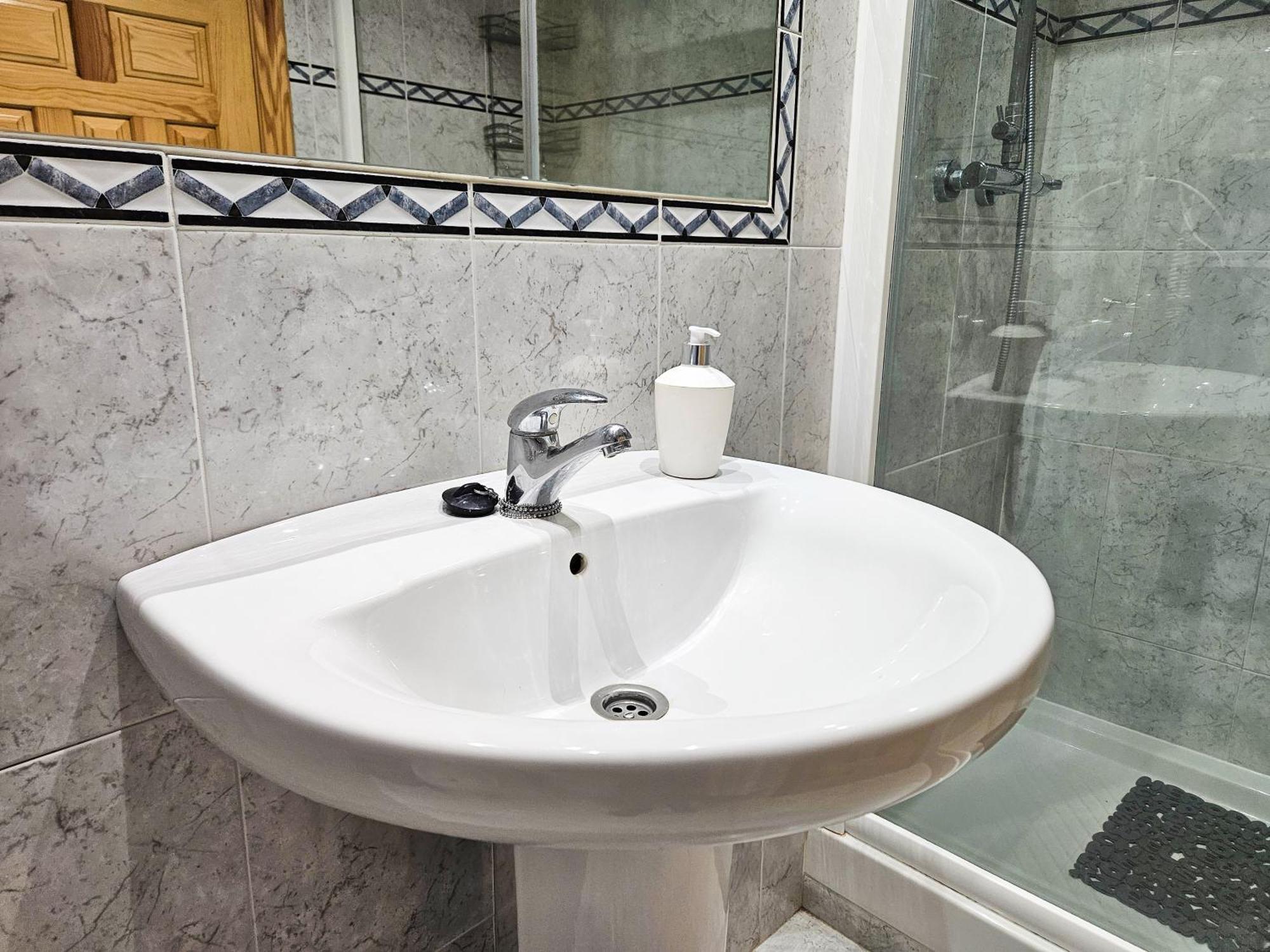 Apartamentos Gavin Biescas 3000 Zewnętrze zdjęcie