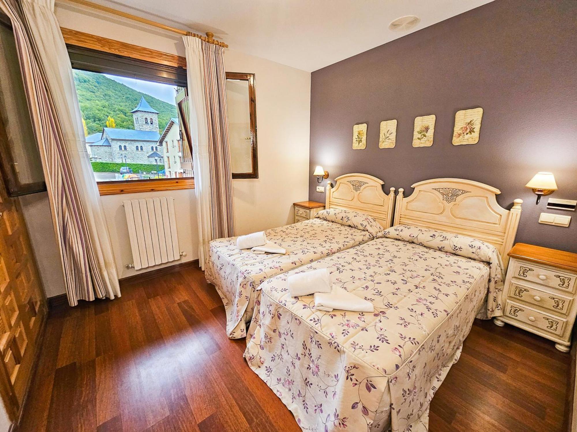Apartamentos Gavin Biescas 3000 Zewnętrze zdjęcie